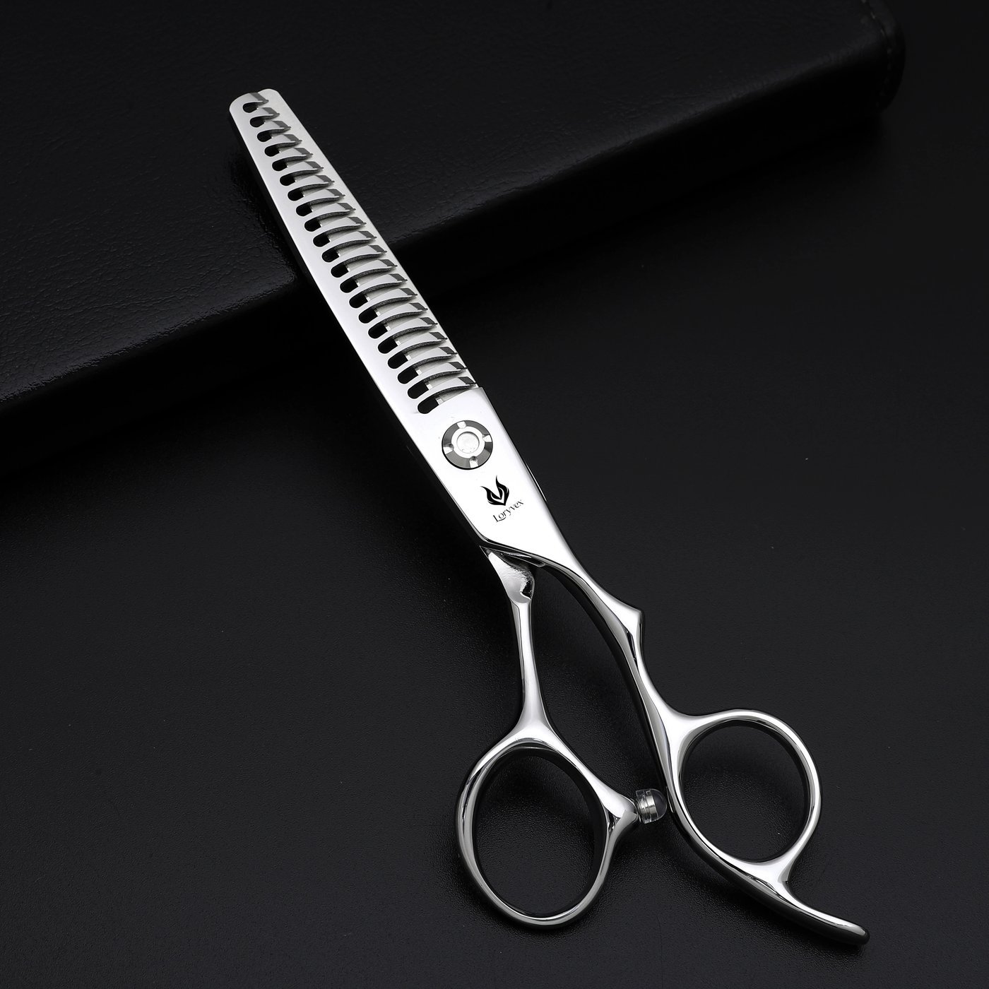Streamlined Silver Scissors Set — 4